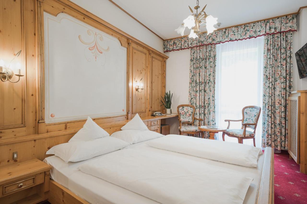 Hotel Sonklarhof Ridanna Esterno foto